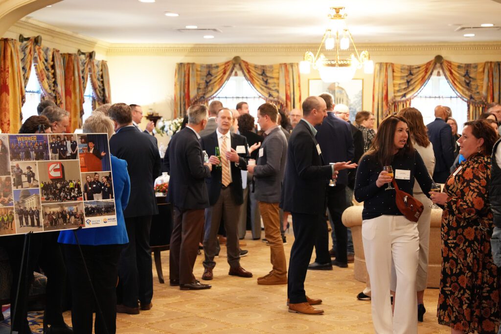 JAG Governor's Dinner_Event Mingling (4)